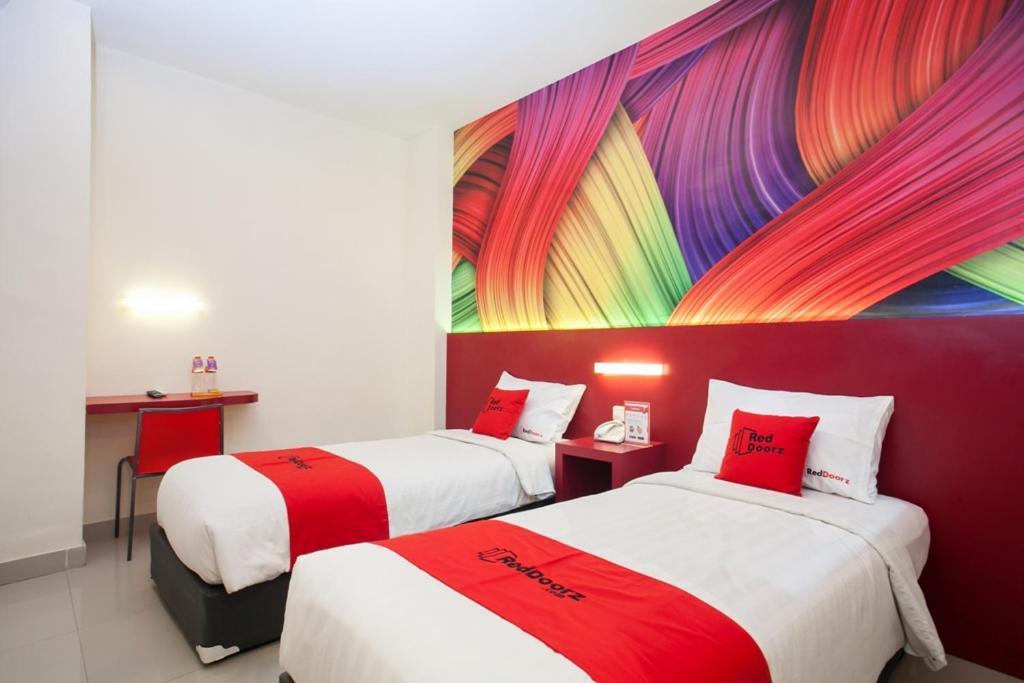 فندق Reddoorz Near Hawaii Water Park مالانغ المظهر الخارجي الصورة
